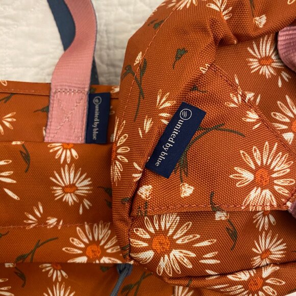 United by Blue 25L Convertible Carryall Backpack & 3L Utility Fanny Pack Bundle - Picture 12 of 12